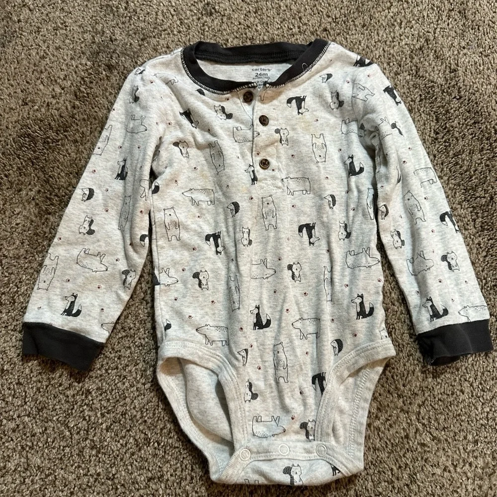 Kids Carters long sleeve onesies set